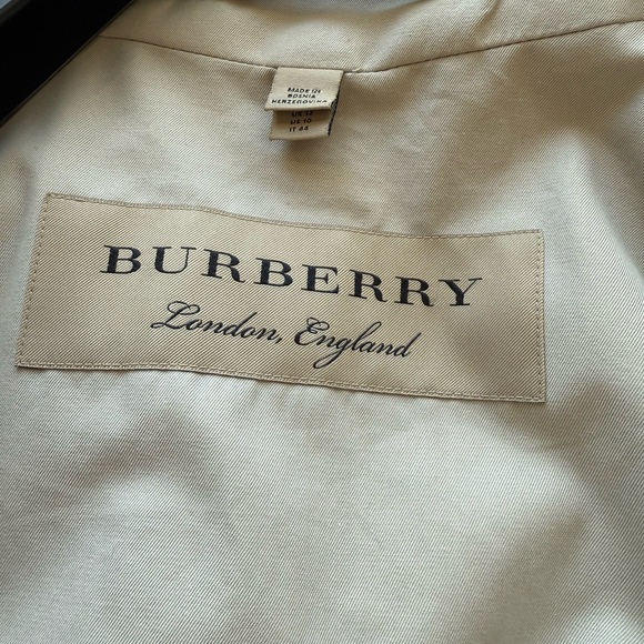 Burberry Beige Plaid Trench Coat - Picture 5 of 6